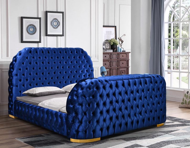 Tufted Customized Color Upholstered Bed Frame 